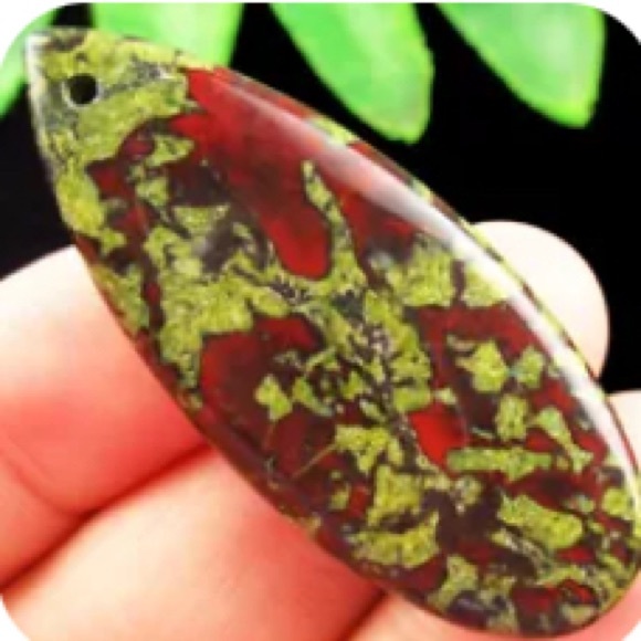 Jewelry - Pick your pendant! I’ll make you a necklace!